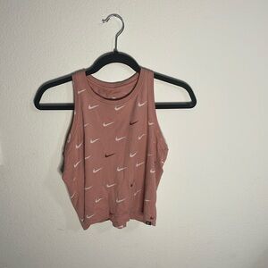 Coral and white workout tank cropped